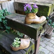 Keramický květináč - nízká bota